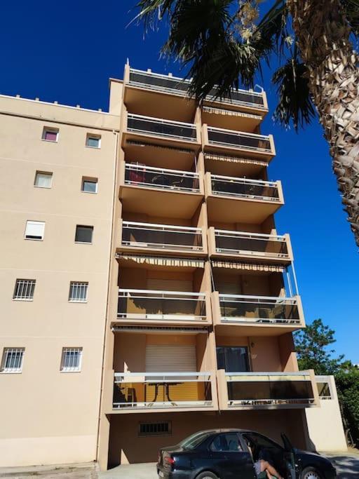 Studio 4 Pers Coeur Du Lavandou 5Mn A Pied Des Plages Le Lavandou Esterno foto